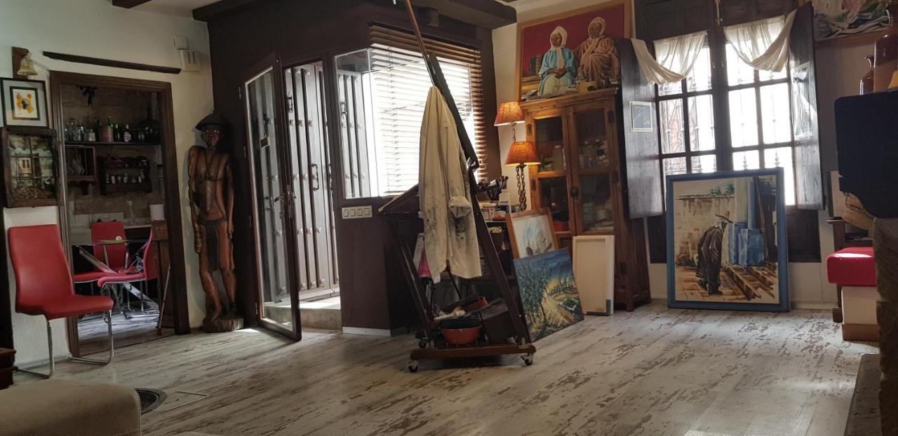 La Casa Del Pintor - Estudio De Arte En Baeza Bagian luar foto