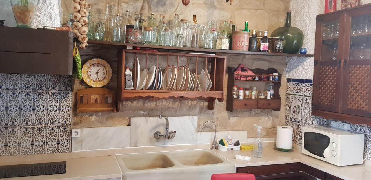 La Casa Del Pintor - Estudio De Arte En Baeza Bagian luar foto